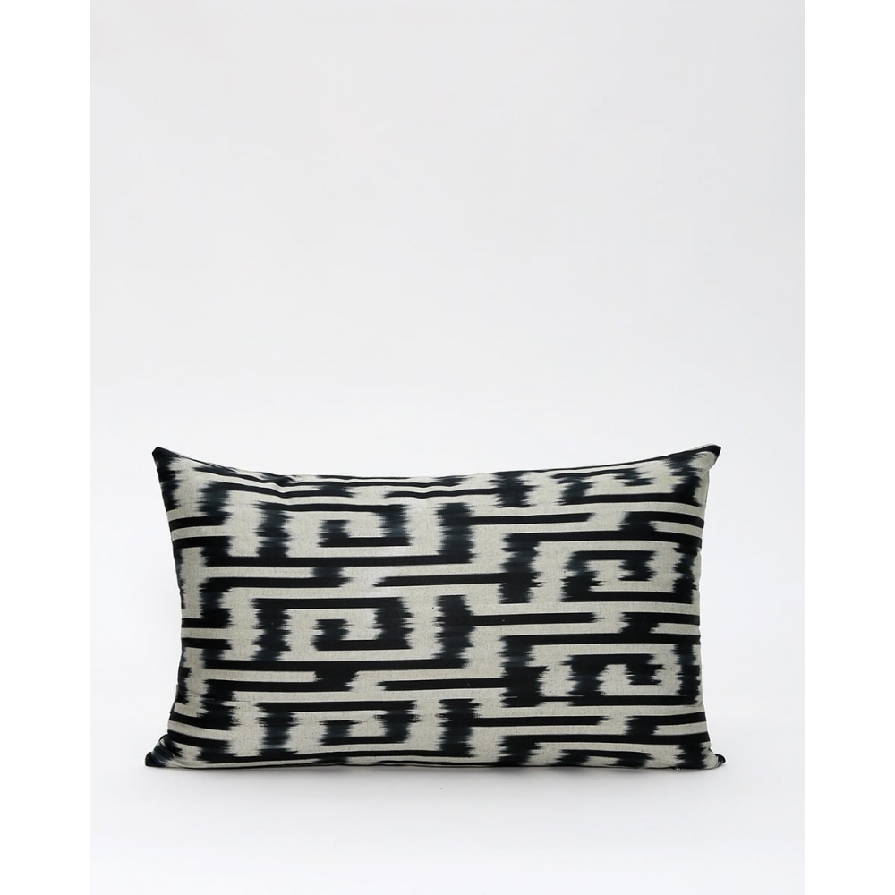 Διακοσμητική Μαξιλαροθήκη Αργαλειού Boho Ikat 35x60cm Μαύρο Pennie 212043-03