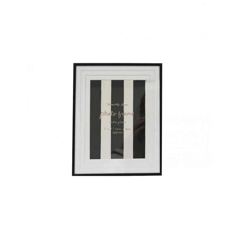 Κορνίζα ριγέ μαυρόασπρη 13Χ18 Plastona 014.PH2668