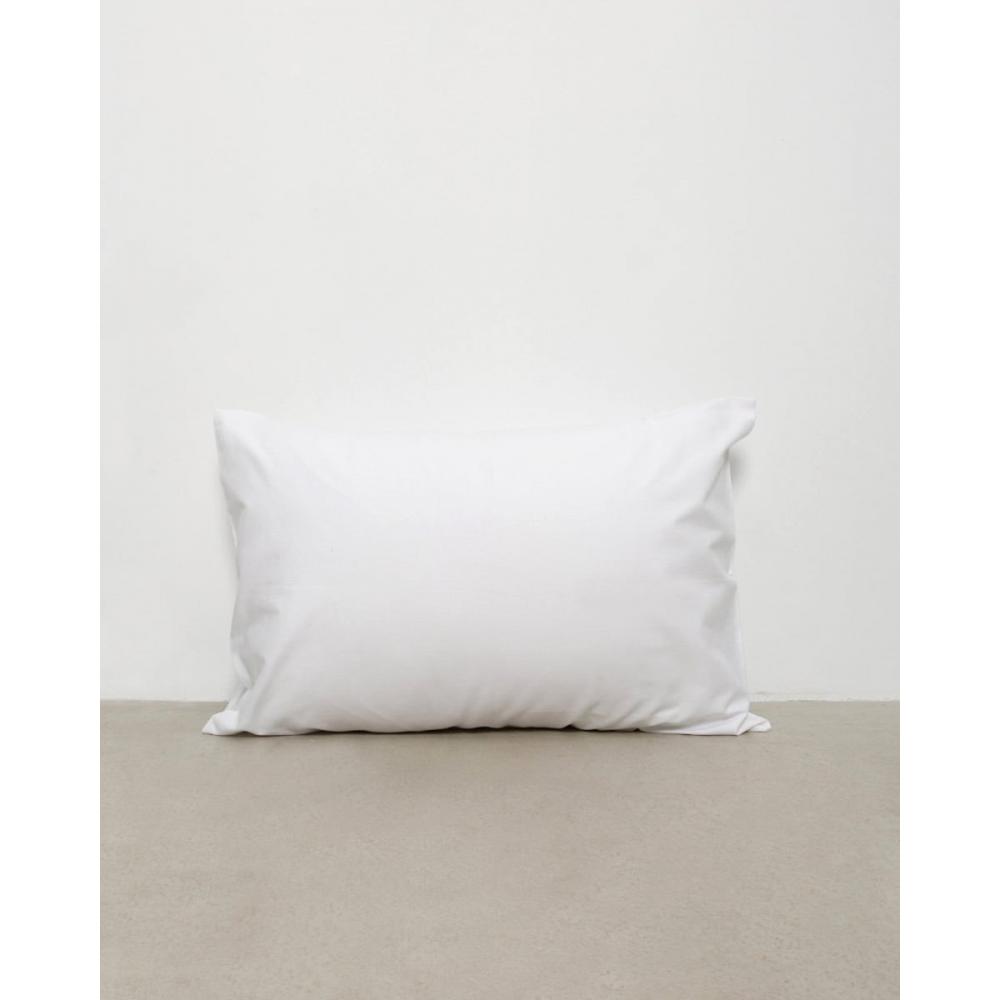Λευκή Απλή Ξενοδοχειακή Μαξιλαροθήκη Peak 52x72cm 52x72cm Άσπρο Pennie 212561-01